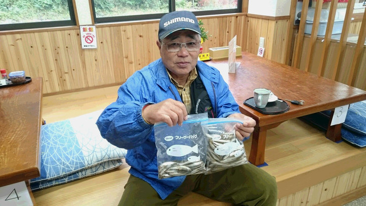 １０月１３日ワカサギ釣果2