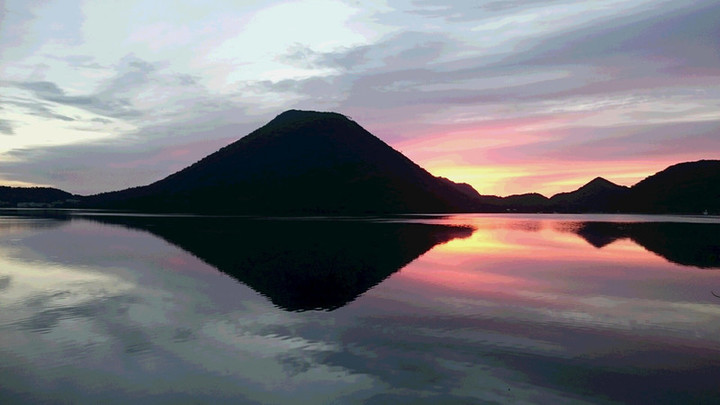 ９月３０日朝焼けの榛名湖