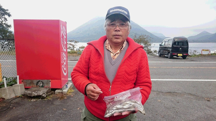 １０月１８日ワカサギ釣果1