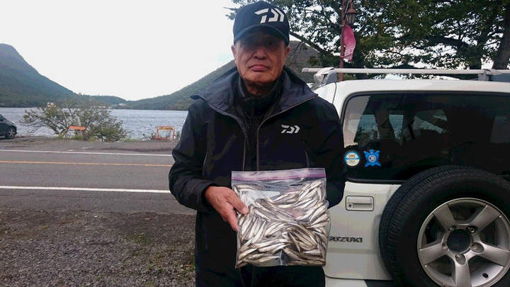 10月12日ワカサギ釣果1