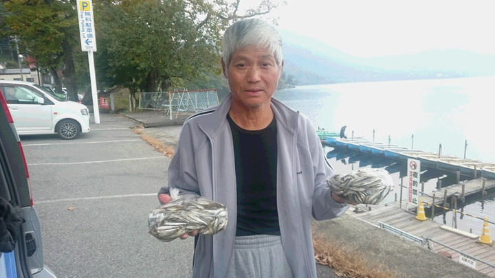 10月18日ワカサギ釣果3