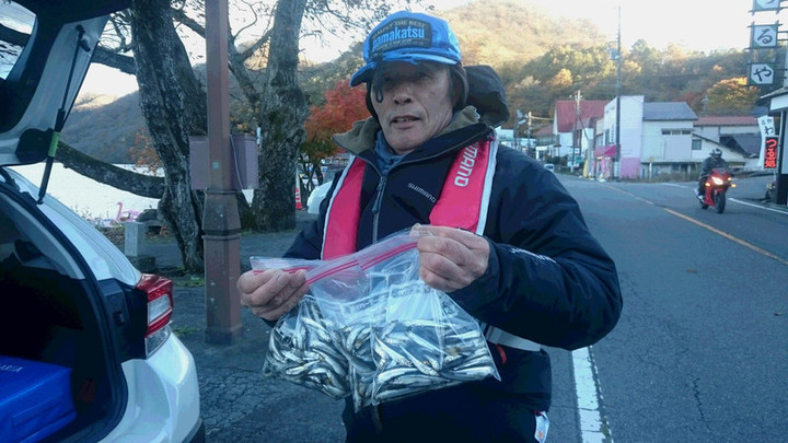 10月31日ワカサギ釣果2