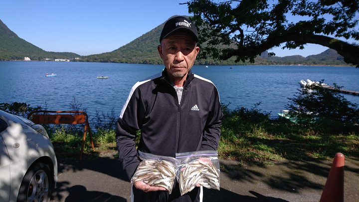 10月10日ワカサギ釣果1