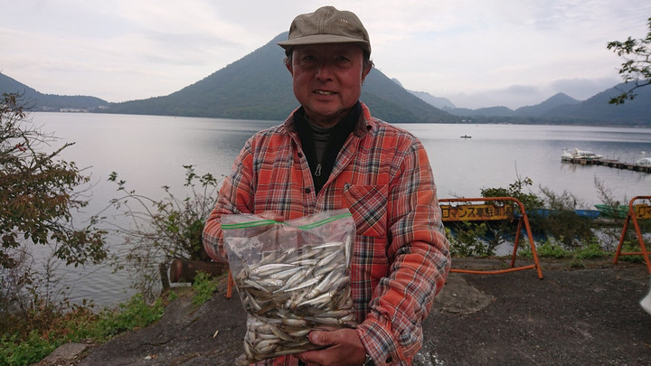 10月17日ワカサギ釣果2