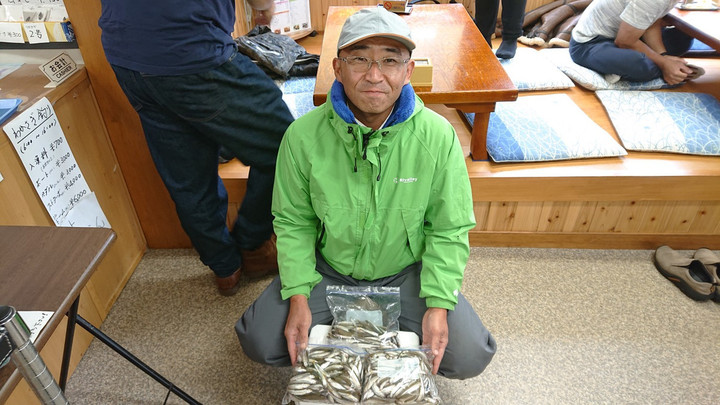 10月20日ワカサギ釣果1