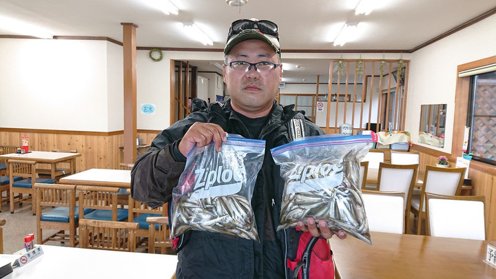 10月20日ワカサギ釣果2