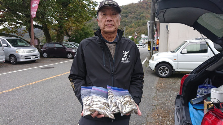 10月21日ワカサギ釣果1