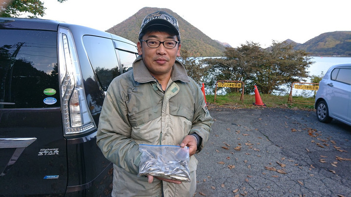 10月20日ワカサギ釣果1