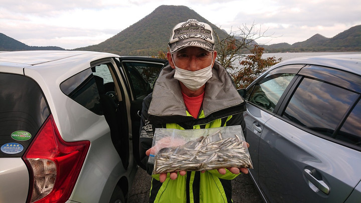 10月21日ワカサギ釣果1