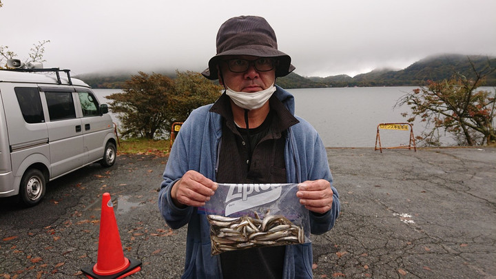 10月23日ワカサギ釣果