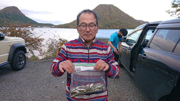 10月24日ワカサギ釣果1