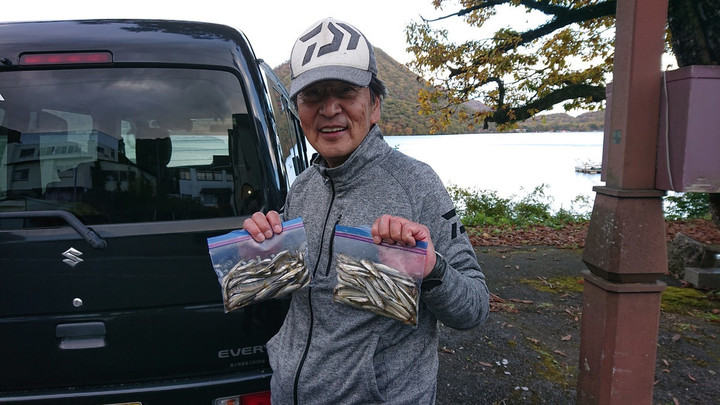 10月24日ワカサギ釣果4