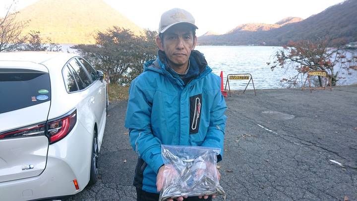 10月31日ワカサギ釣果3