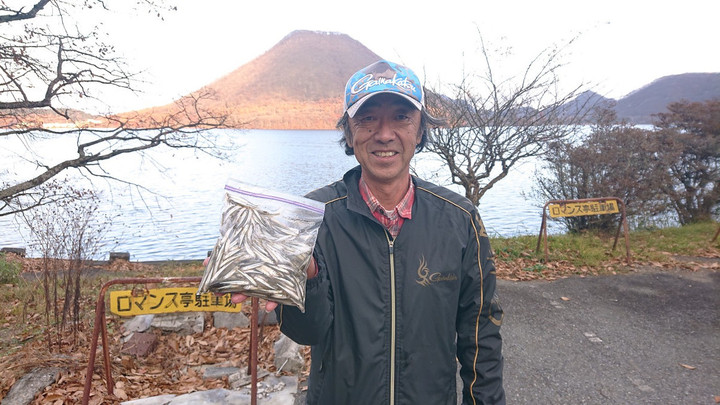 11月8日ワカサギ釣果