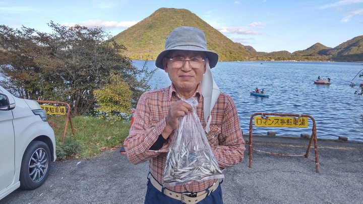 10月24日ワカサギ釣果1