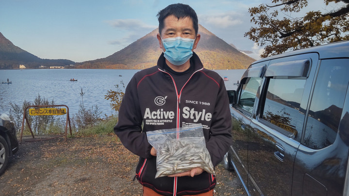 10月31日ワカサギ釣果1